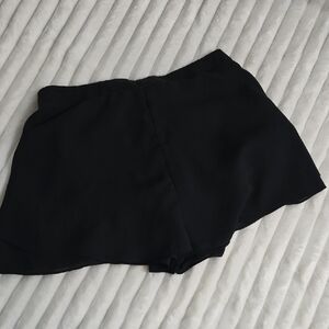 Anne Carson Elegant Black Women's Skorts